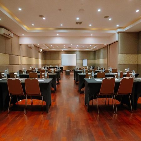 Praja Hotel Denpasar Dış mekan fotoğraf