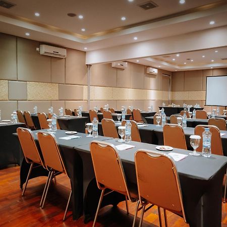 Praja Hotel Denpasar Dış mekan fotoğraf