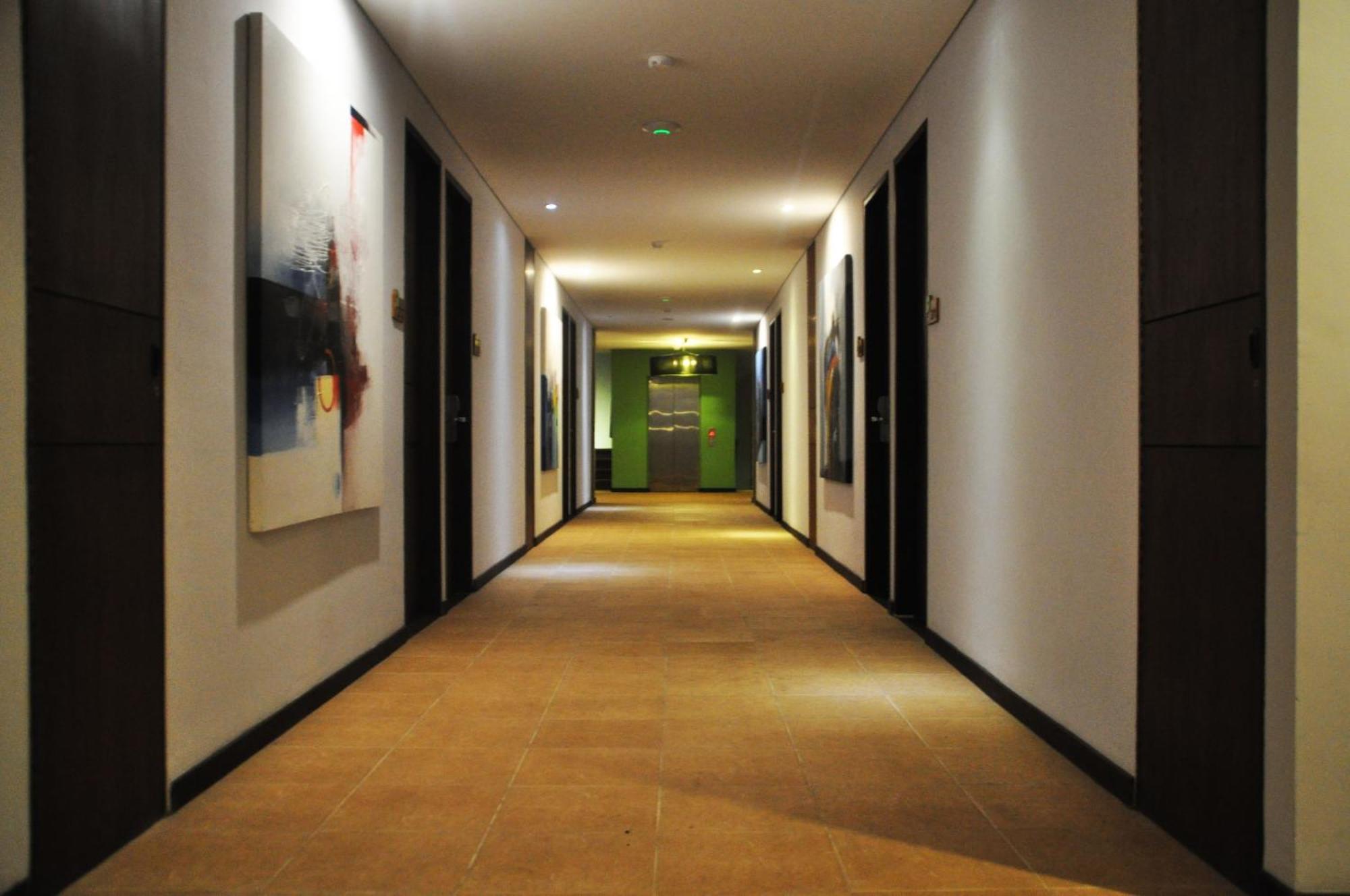 Praja Hotel Denpasar Dış mekan fotoğraf