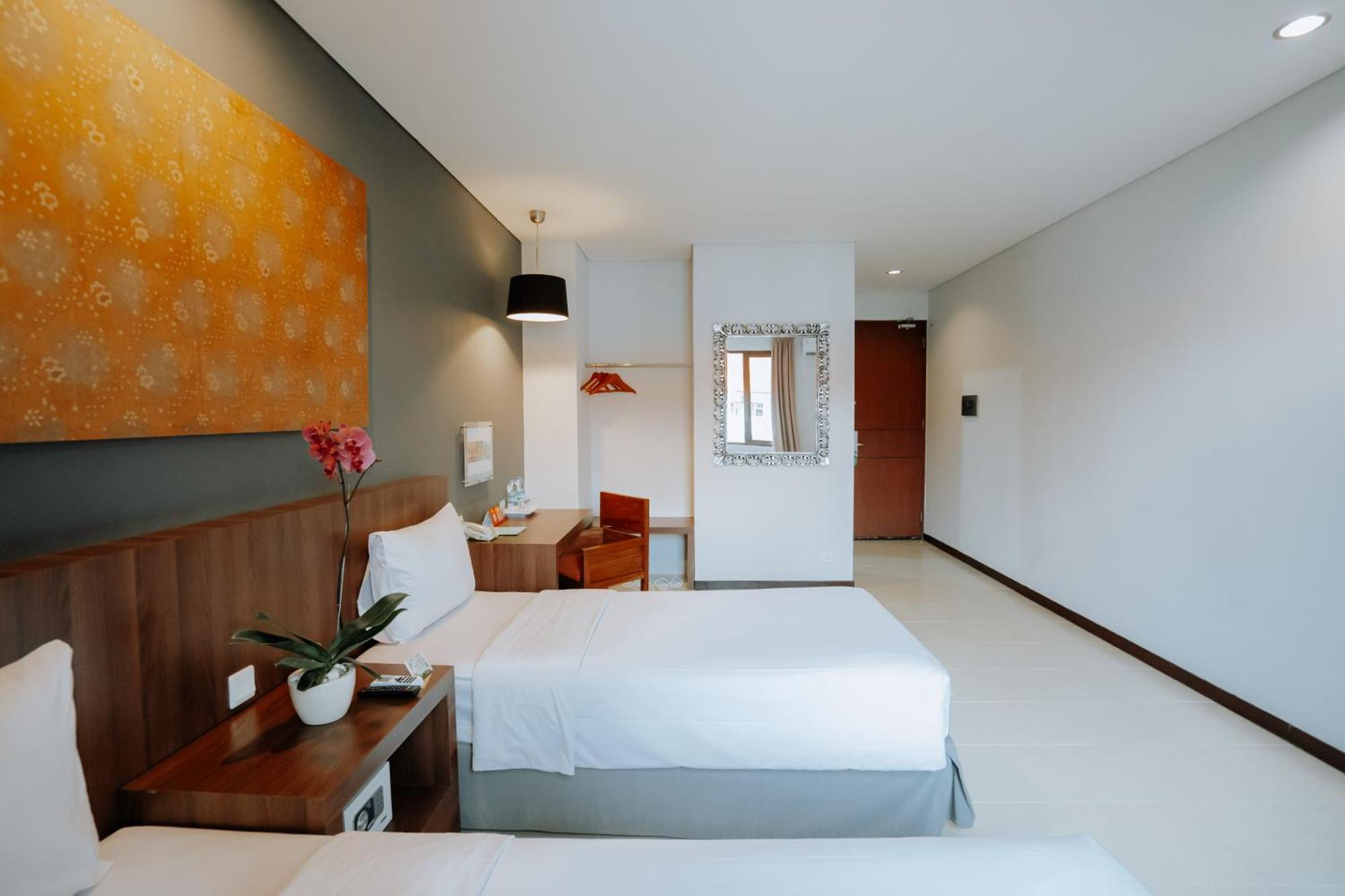 Praja Hotel Denpasar Dış mekan fotoğraf