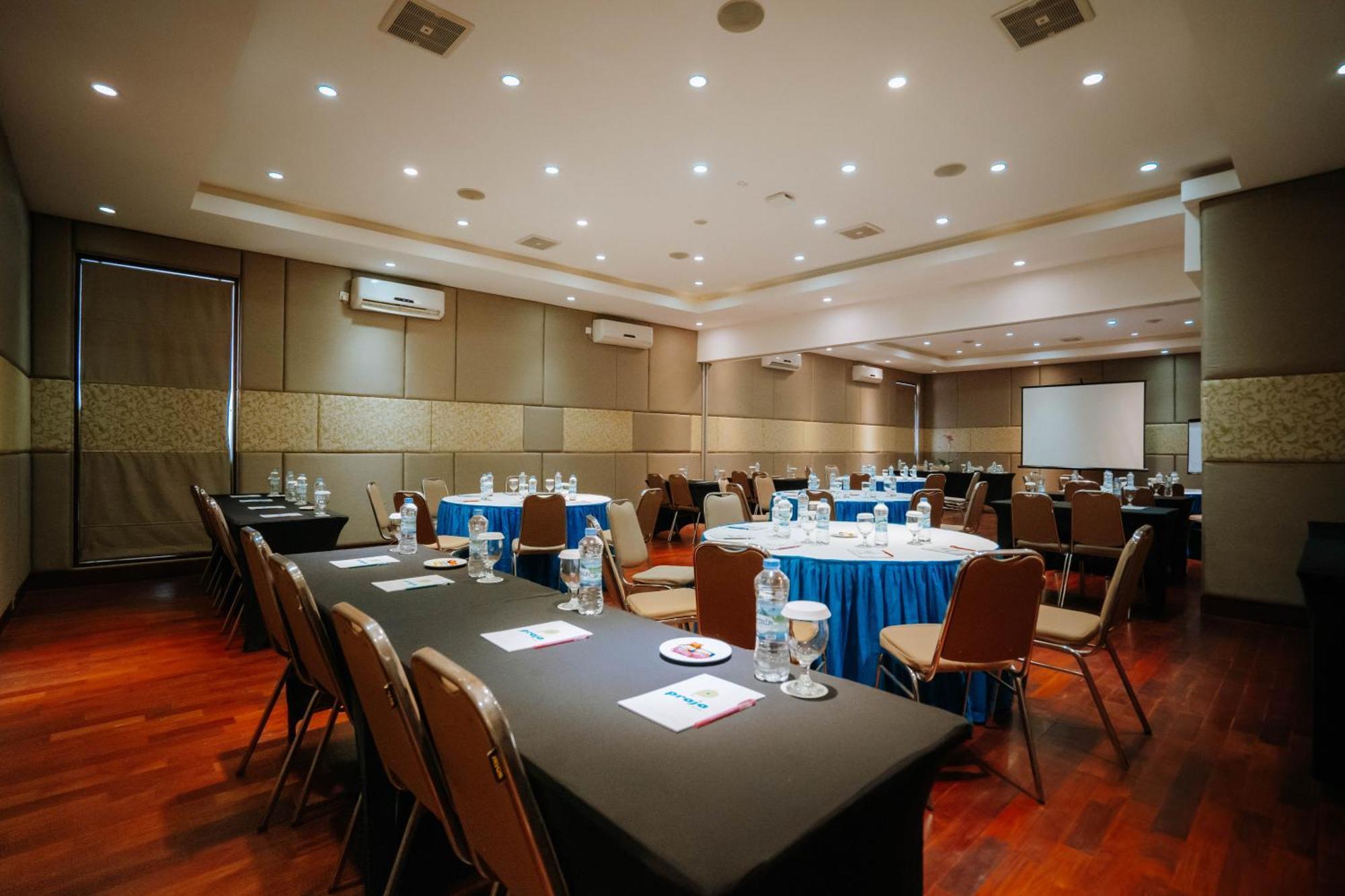 Praja Hotel Denpasar Dış mekan fotoğraf