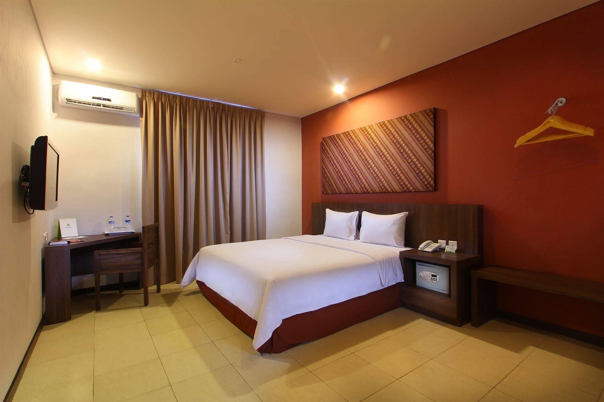 Praja Hotel Denpasar Dış mekan fotoğraf