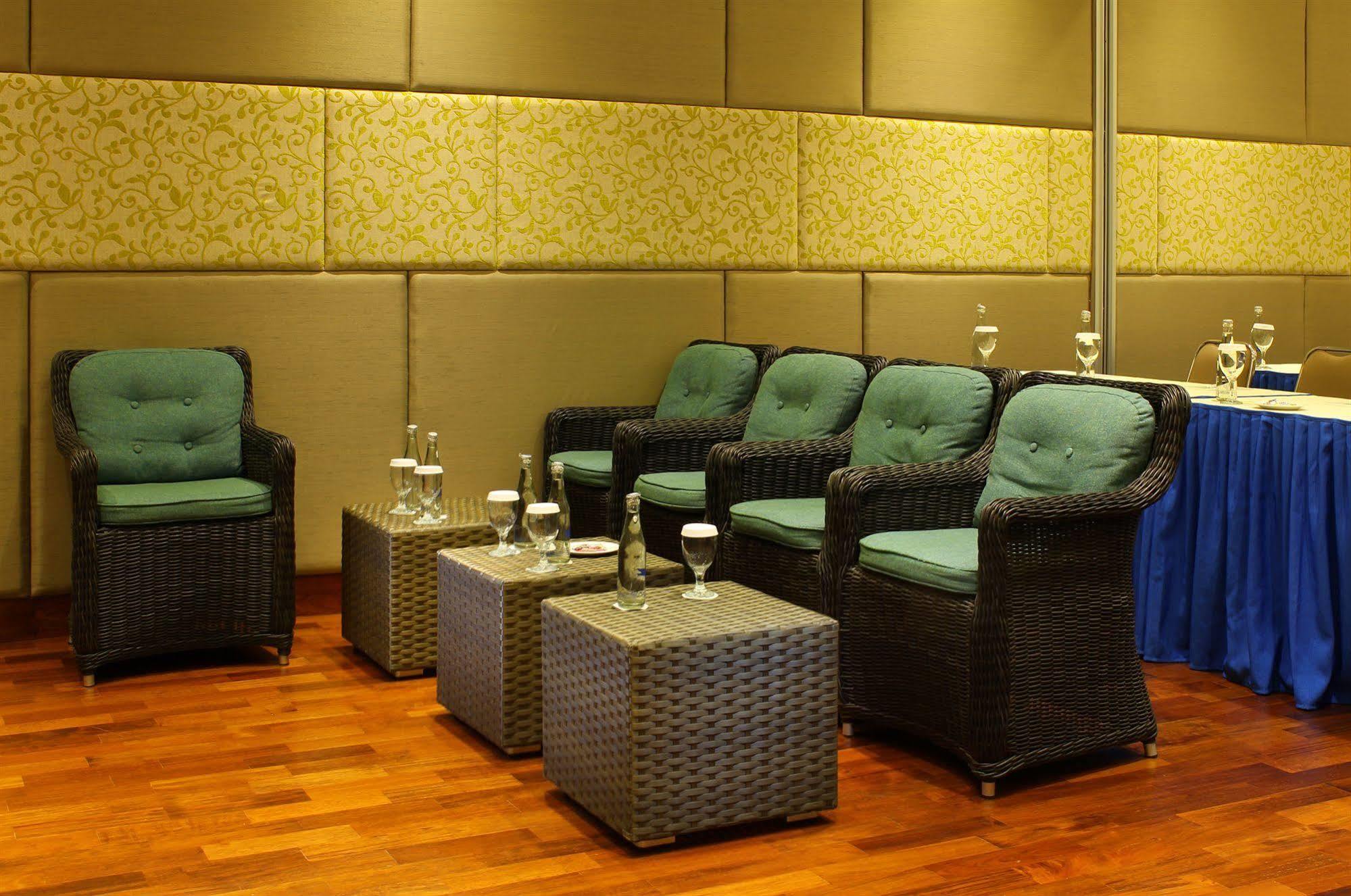 Praja Hotel Denpasar Dış mekan fotoğraf