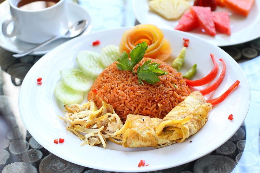 Praja Hotel Denpasar Dış mekan fotoğraf